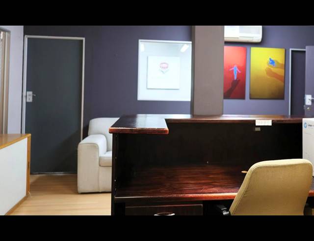 BUSINESS PROPERTY TO RENT IN VREDEHOEK